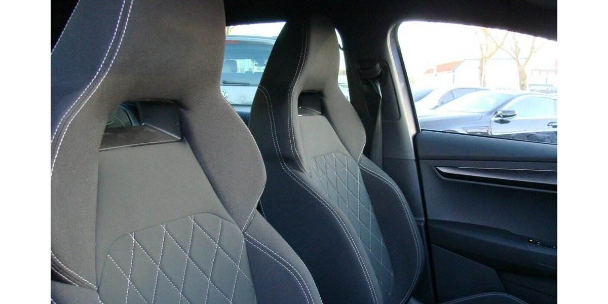 Skoda Karoq 2,0TDi 4x4 Sportline ACC AHK SHZ Matrix 13.915 km 37.980 &euro; Falkensee 14612