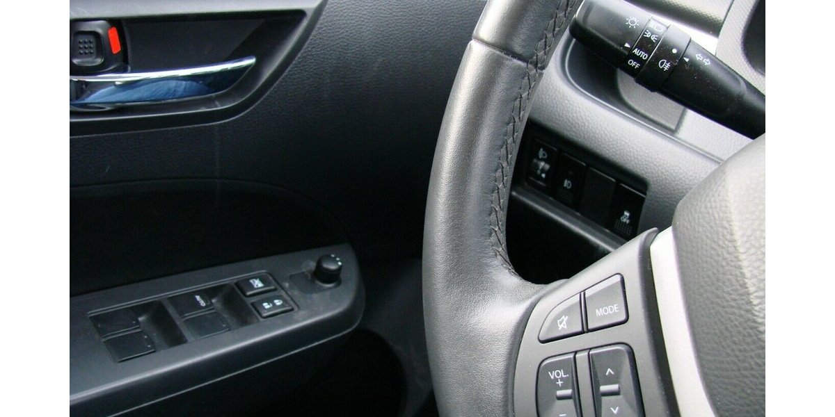 Suzuki Swift 1.2 Club Automatik Tempomat Sitzheizung 37.970 km 9.980 &euro; Falkensee 14612