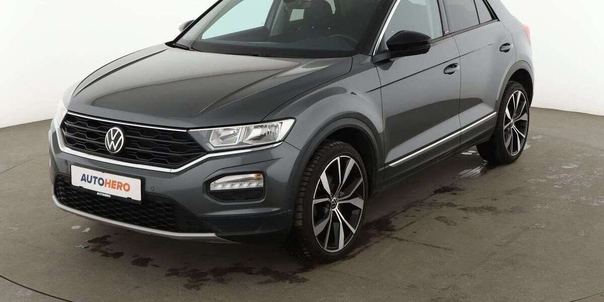 VW T-Roc 90.239 km 22.310 &euro; Berlin 14059