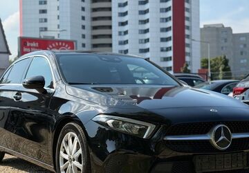 Mercedes-Benz A 180 148.000 km 16.900 &euro; Berlin 12353