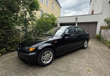 BMW 318 125.000 km 6.250 &euro; Berlin 14129