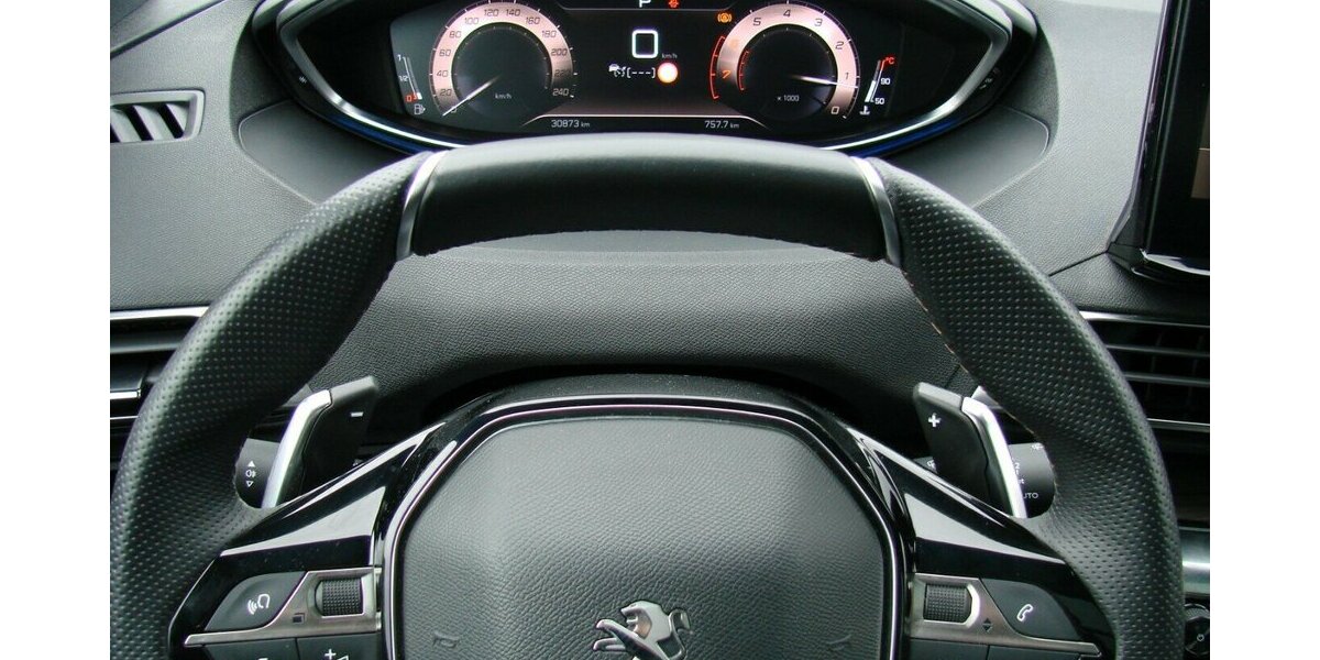 Peugeot 5008 1.2 PureTech 130, GT-Line Leder ACC Navi Pano 30.873 km 29.980 &euro; Falkensee 14612