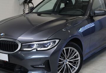 BMW 330 73.919 km 32.880 &euro; Berlin 12103