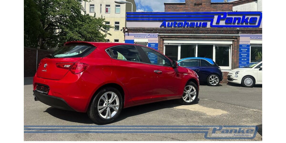 Alfa Romeo Giulietta 1.4 TB 16V Turismo*PDC*2Hand*LED*Tempo 125.000 km 6.480 &euro; Berlin 13187