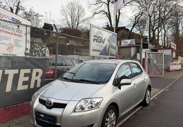 Toyota Auris 158.600 km 7.980 &euro; Berlin-Charlottenburg 14052