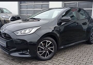 Toyota Yaris 74.000 km 20.950 &euro; Berlin 13403