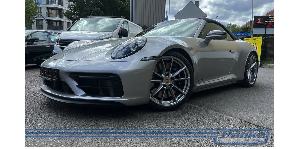 Porsche 911 Carrera 4 GTS Cabriolet*Night*Chromo*Sthzg* 1.750 km 172.890 &euro; Berlin 13187