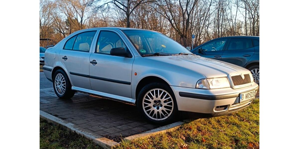 Skoda Octavia 176.000 km 1.999 &euro; Berlin -Spandau 13585