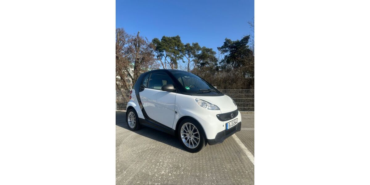 Smart ForTwo 90.070 km 5.500 &euro; Berlin 13349