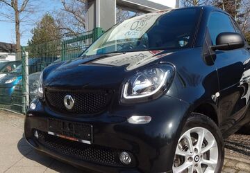 Smart ForTwo 70.000 km 8.890 &euro; Berlin 12305