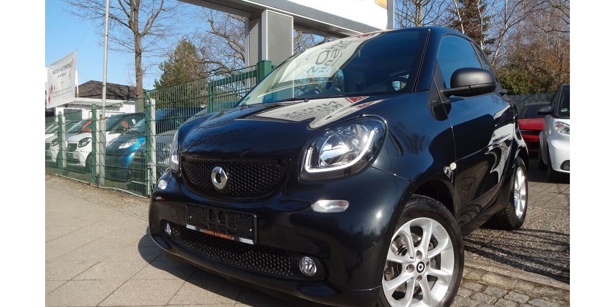 Smart ForTwo 70.000 km 8.890 &euro; Berlin 12305