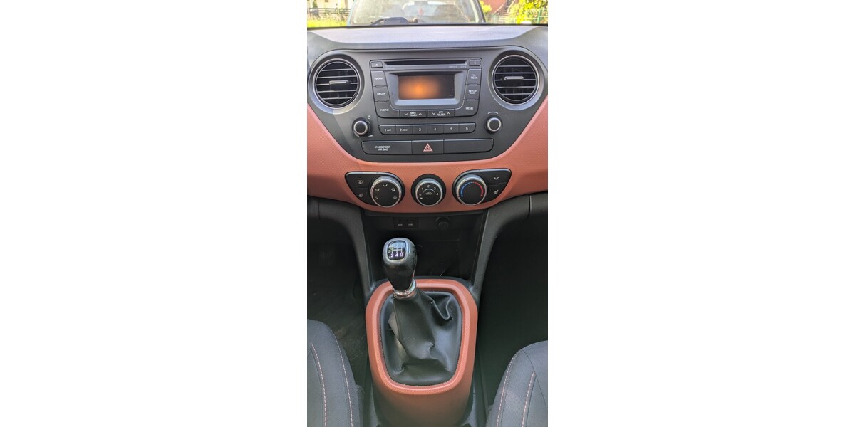 Hyundai i10 94.000 km 5.300 &euro; Falkensee 14612