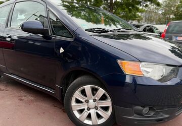 Mitsubishi Colt 264.000 km 2.490 &euro; berlin 12681