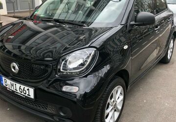 Smart ForFour 59.600 km 11.650 &euro; Berlin - Zentrum 10787