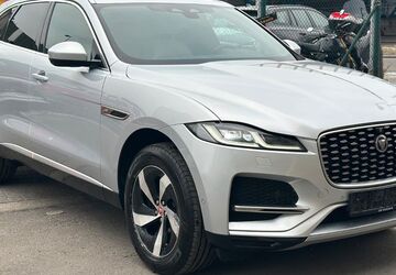 Jaguar F-Pace 196.000 km 18.900 &euro; Berlin 12359