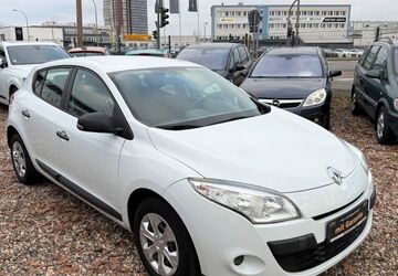Renault Megane 130.230 km 4.900 &euro; Potsdam 14480