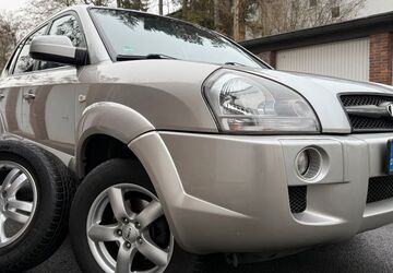 Hyundai TUCSON 119.000 km 5.500 &euro; Berlin 12247