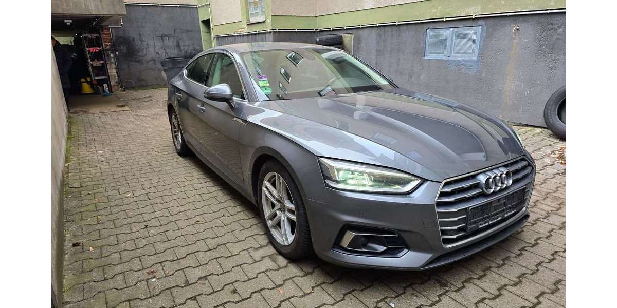 Audi A5 261.454 km 14.450 &euro; Berlin 12347