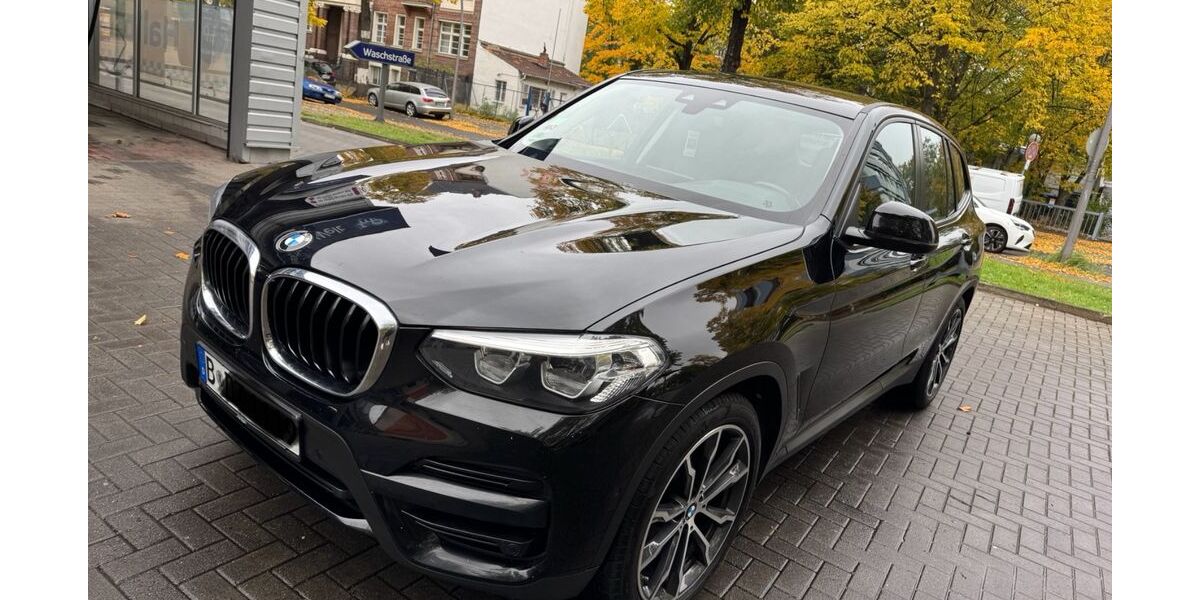 BMW X3 119.000 km 22.990 &euro; Berlin 12167