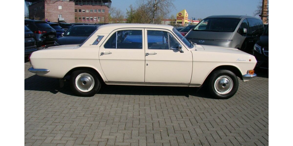 GAZ 24 WOLGA M24 - H-Kennzeichen AHK 33.695 km 9.980 &euro; Falkensee 14612
