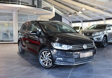 VW Touran 154.317 km 14.450 &euro; Nuthetal 14558