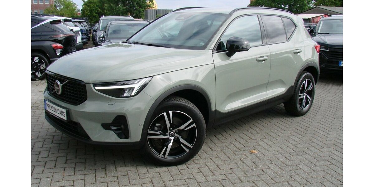 Volvo XC40 NOVC-HEV Plus Dark LED ACC H&K 360º 33.426 km 29.980 &euro; Falkensee 14612