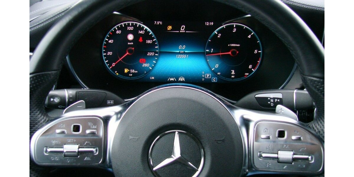 Mercedes-Benz GLC 300 d Coupe AMG 4MATIC Distronic+ Night Paket 121.550 km 37.980 &euro; Falkensee 14612
