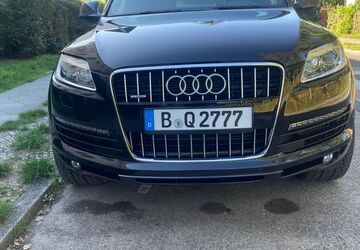 Audi Q7 232.000 km 11.499 &euro; Berlin 12277