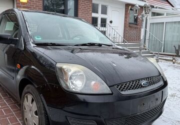 Ford Fiesta 153.000 km 1.400 &euro; Berlin 12347