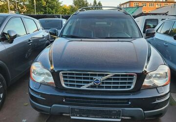 Volvo XC90 227.464 km 3.799 &euro; Berlin 10829