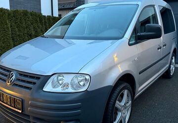 VW Caddy 217.350 km 8.990 &euro; Schildow 16552