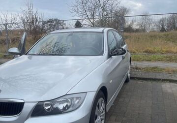 BMW 320 158.000 km 2.500 &euro; Berlin 12524