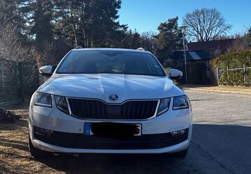 Skoda Octavia 135.000 km 19.000 &euro; Blankenfelde-Mahlow 15831