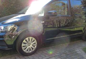 VW Caddy 129.999 km 17.450 &euro; Berlin 13053