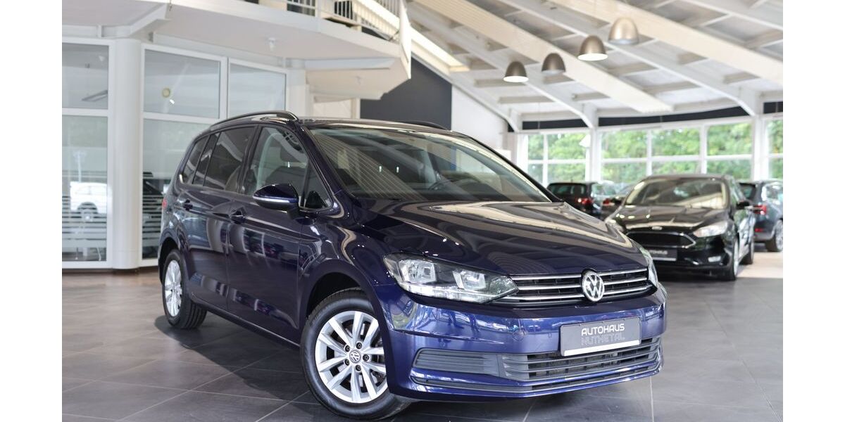 VW Touran 149.867 km 13.980 &euro; Nuthetal 14558