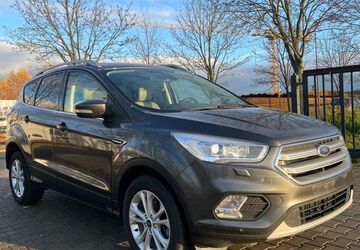 Ford Kuga 188.000 km 10.900 &euro; Mittenwalde 15749