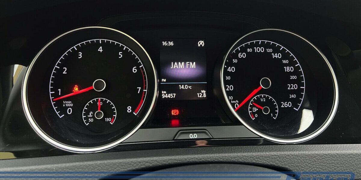 VW Golf VII Allstar BMT*PDC*Xenon*SHZ*Tempo* 94.457 km 11.990 &euro; Berlin 13187