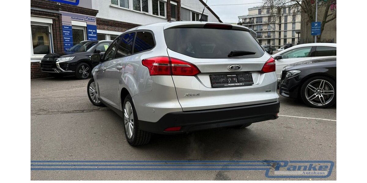 Ford Focus 1.0 EcoBoost Business*NAV*RFK*SHZ*Carplay* 111.786 km 7.480 &euro; Berlin 13187
