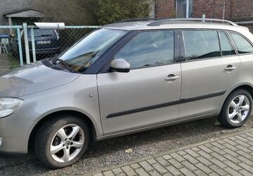 Skoda Fabia 125.000 km 3.850 &euro; Schönefeld OT-Waltersdorf 12529