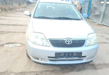 Toyota Corolla 167.235 km 2.000 &euro; Berlin 13089