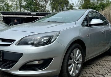 Opel Astra 57.800 km 7.990 &euro; Hoppegarten Hönow 15366