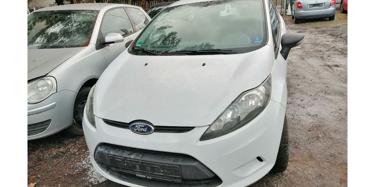 Ford Fiesta 90.000 km 3.850 &euro; Schönefeld OT-Waltersdorf 12529