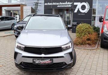 Opel Grandland (X) 8.964 km 31.890 &euro; Potsdam 14482
