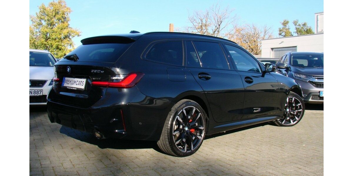 BMW 330e Touring LCI M SportPro HUD HiFi AHK 360º 15.130 km 42.980 &euro; Falkensee 14612