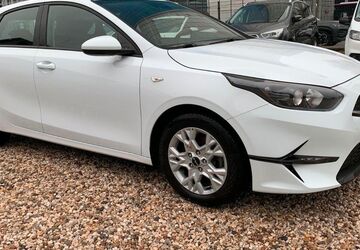 Kia ceed / Ceed 42.620 km 15.999 &euro; Berlin-Spandau 13597