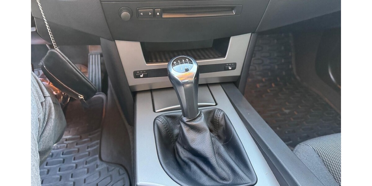 BMW 523 70.000 km 11.490 &euro; Berlin 10178