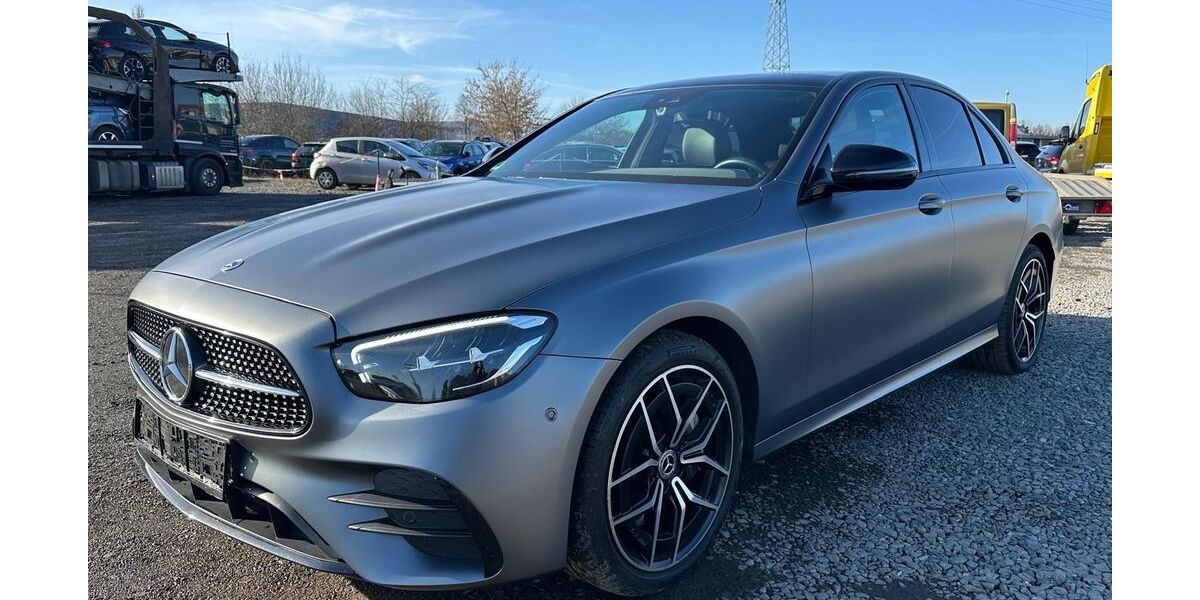 Mercedes-Benz E 300 95.390 km 34.350 &euro; Berlin 12043