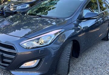 Hyundai i30 116.000 km 10.500 &euro; Berlin 13089