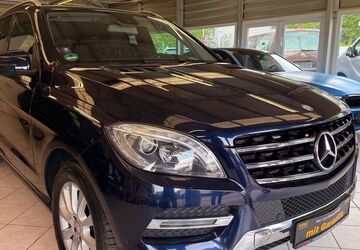 Mercedes-Benz ML 350 149.800 km 18.800 &euro; Berlin 13158