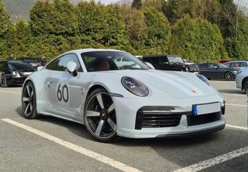 Porsche 992 6.100 km 339.992 &euro; Berlin 10119